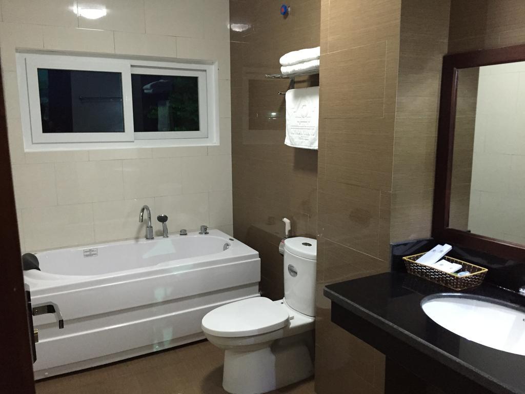 Khoa Thanh Hotel Hoa Binh Room photo