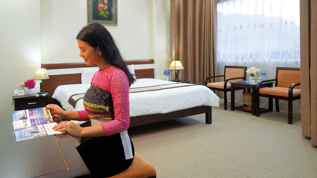 Khoa Thanh Hotel Hoa Binh Exterior photo