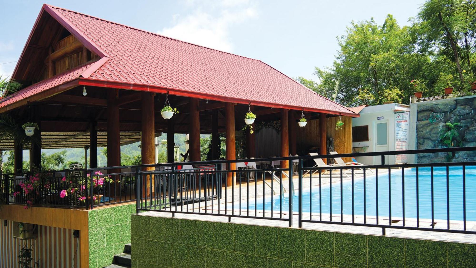 Khoa Thanh Hotel Hoa Binh Exterior photo